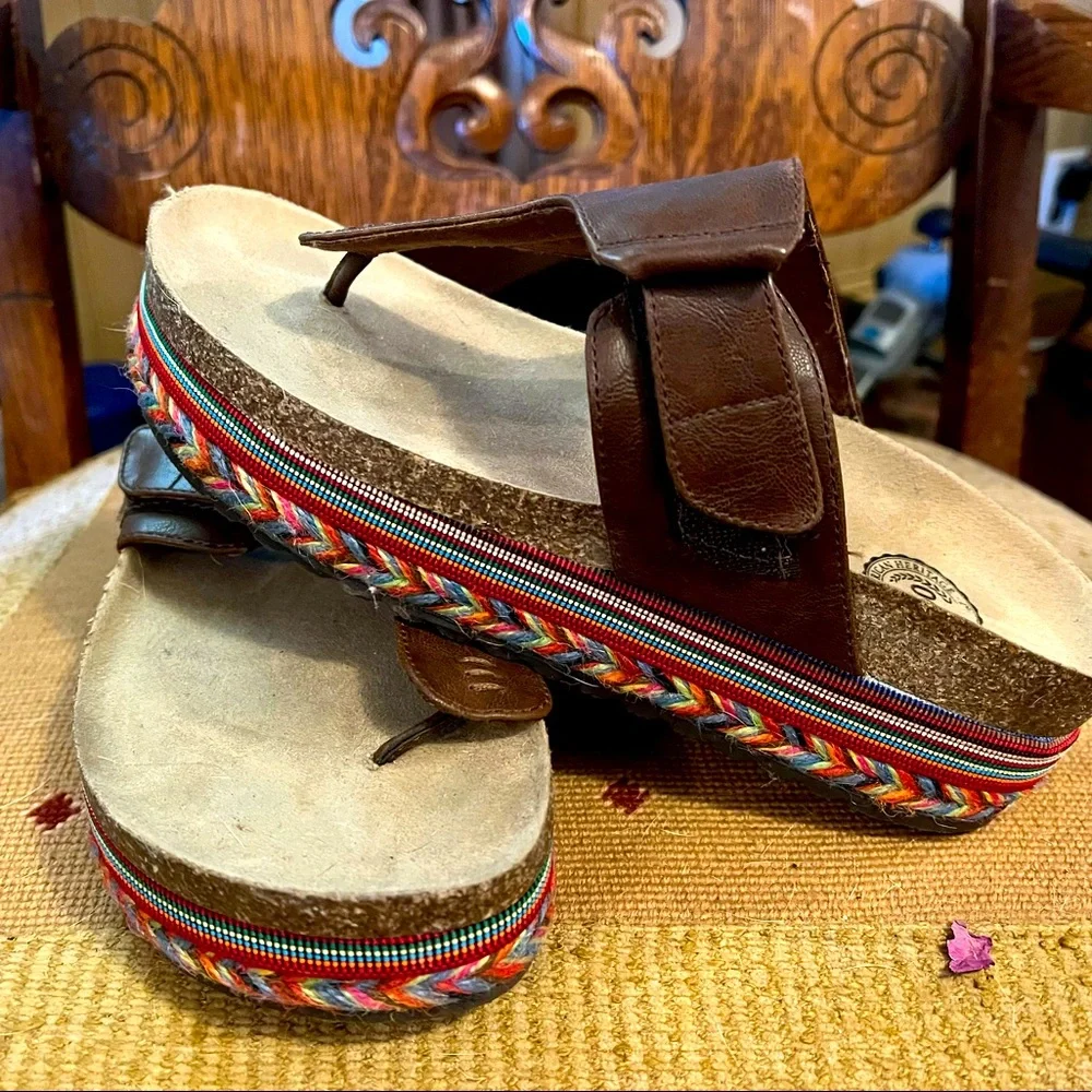 Colorful Platform Sandals - Picture 1 of 4